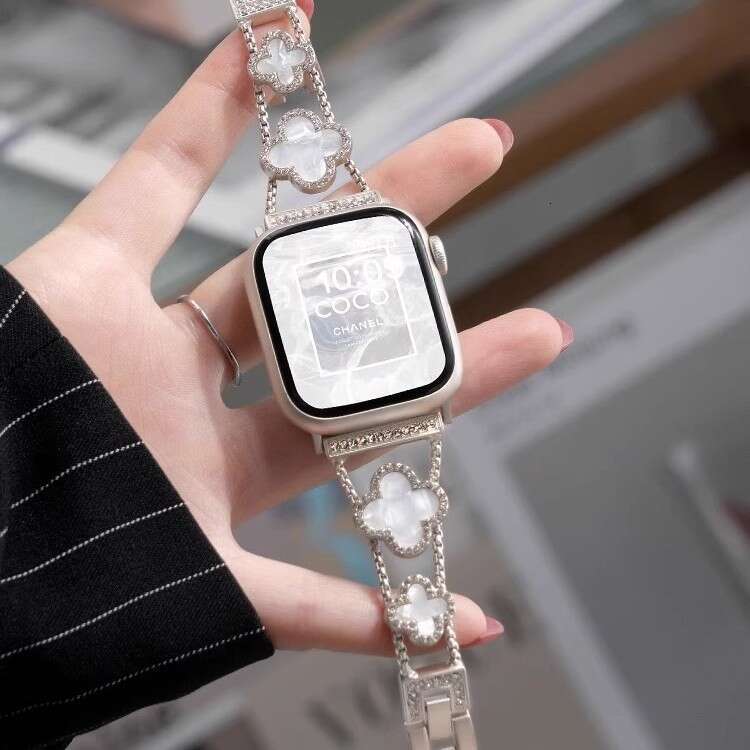 Compatible Apple Watch Four-Leaf Clover Inlaid with Diamonds Mother-of-Pearl Women's Metal iWatch 10 Strap