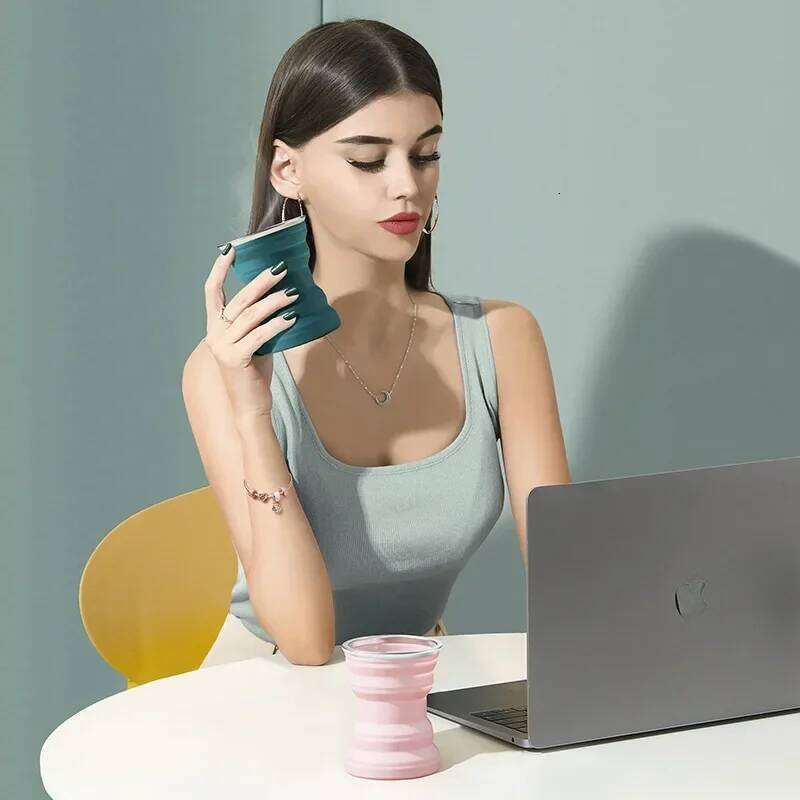 320ml Portable Silicone Folding Water Cup Outdoor Heat Resistant Telescopic Collapsible Foldable Mug With Lid For Travel Camping S260303