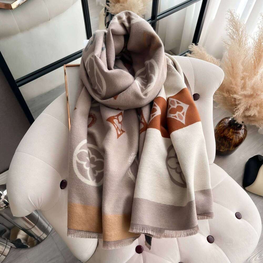 2024 New Winter Warm Cashmere Wraps Women Scarf Luxury Design Pashmina Thick Shawl Blanket Bufanda Foulard Travel Poncho Stoles XJ260304
