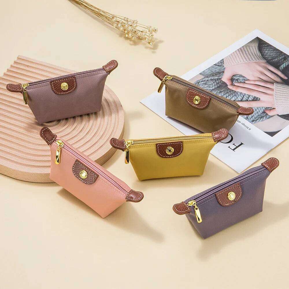 Mini Exquisite Zero Wallet Lightweight and Fashionable Dumpling Portable Lipstick Earphone Storage Bag Coin Purse for Women C260304