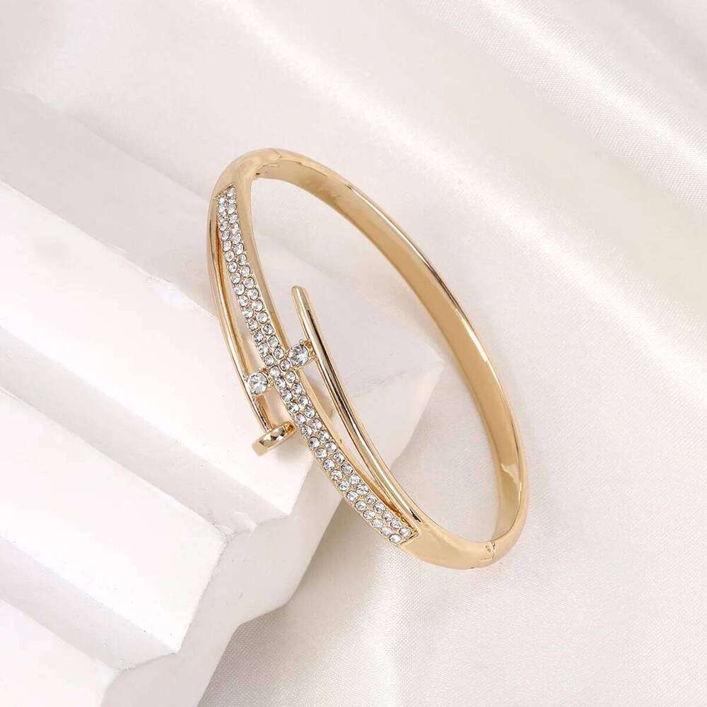 2026 New Fashion Double-row Diamond Nail Women Simple Hot-selling Bracelet Girls Ladies Alloy Luxury Versatile Jewelry XJ260303