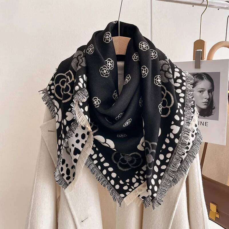 Brand Cashmere Camellia For Women in Winter Thickened Warm, large Square Scarf Fashionable and Versatile Elegant Shawl XJ260304