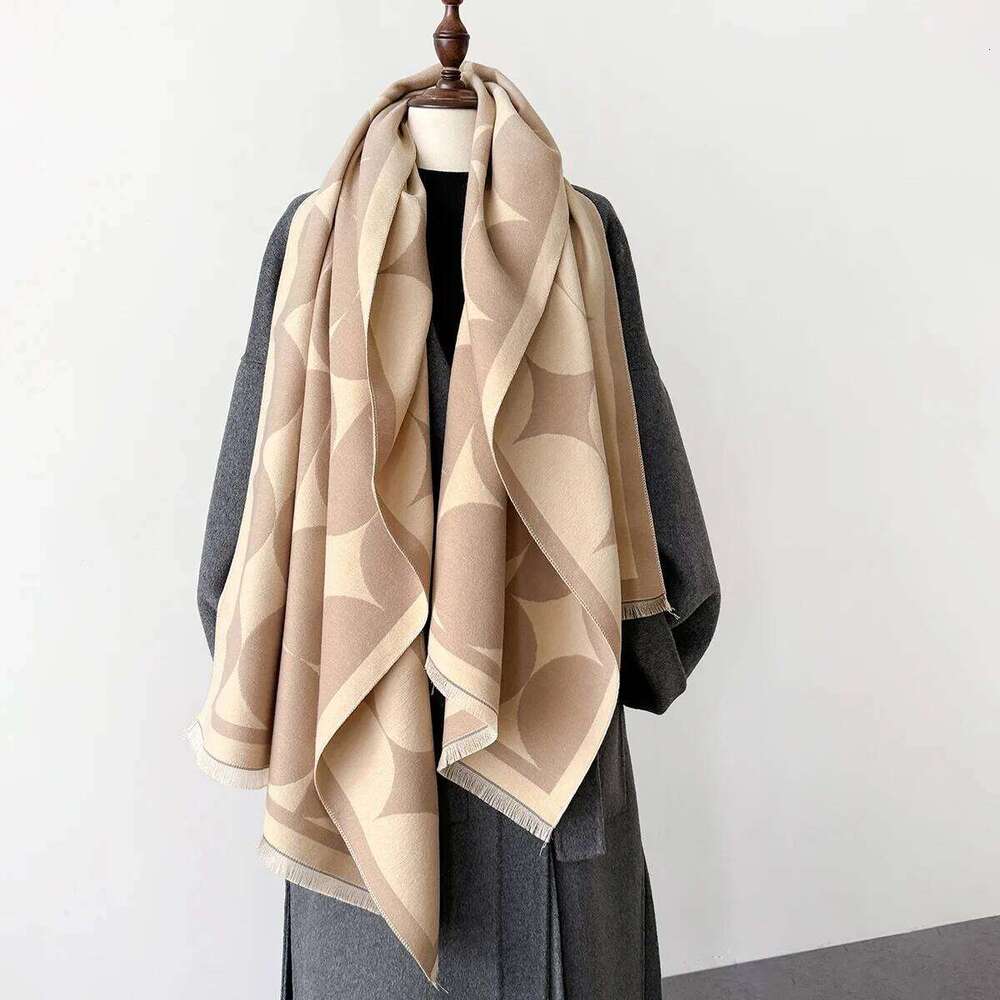 2025 New Luxury Dot Print Long Scarf for Women Warm Winter Cashmere Pashmina Scarves Shawls Female Thick Blanket Wraps Foulard XJ260304