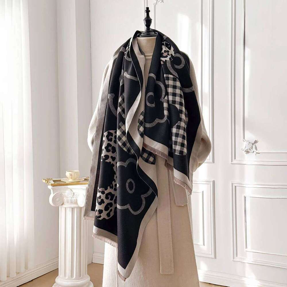New Fashion Women's Scarves - Floral Leopard Plaid Print Tassels Shawl, Winter Warm Soft Wrap, Vintage Bandana Style Pashmina XJ260304