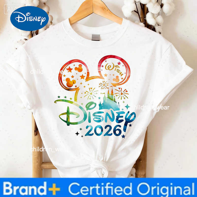Disney 2026 Mickey And Minnie Gradient Graphic Printed Cotton T-Shirt Sweat Absorbing Family T-Shirt Clothing For Parents And Children H2603041