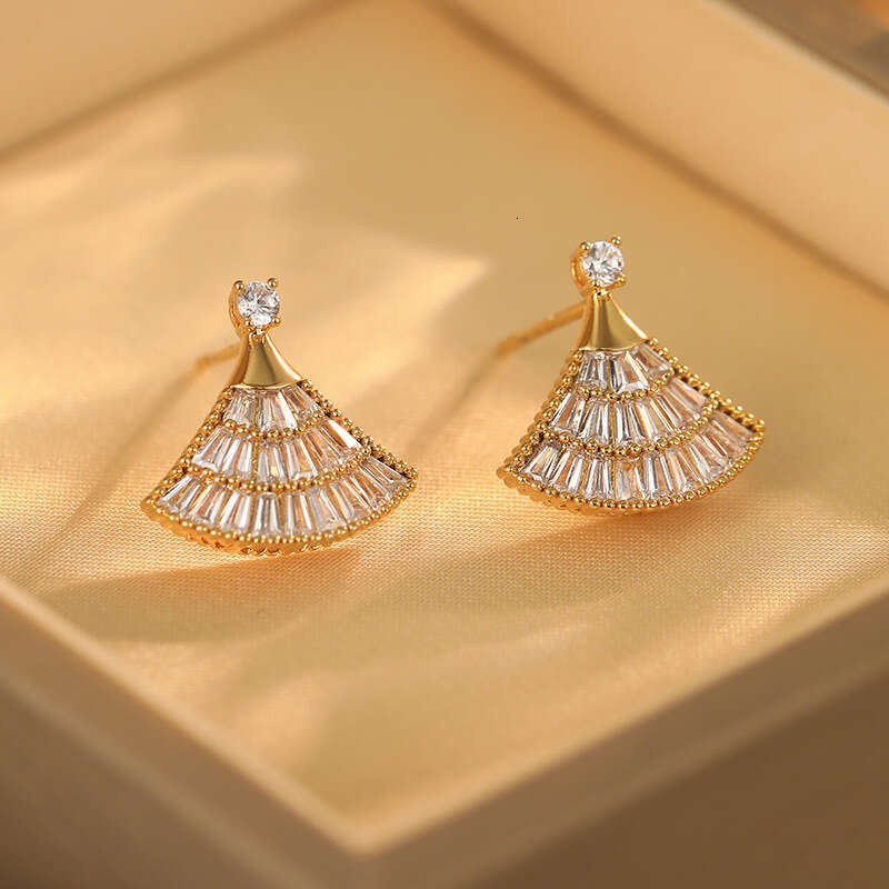 Micro-inlaid Zirconium Fashion Fan-shaped Stud For Women Simple And Versatile Earrings