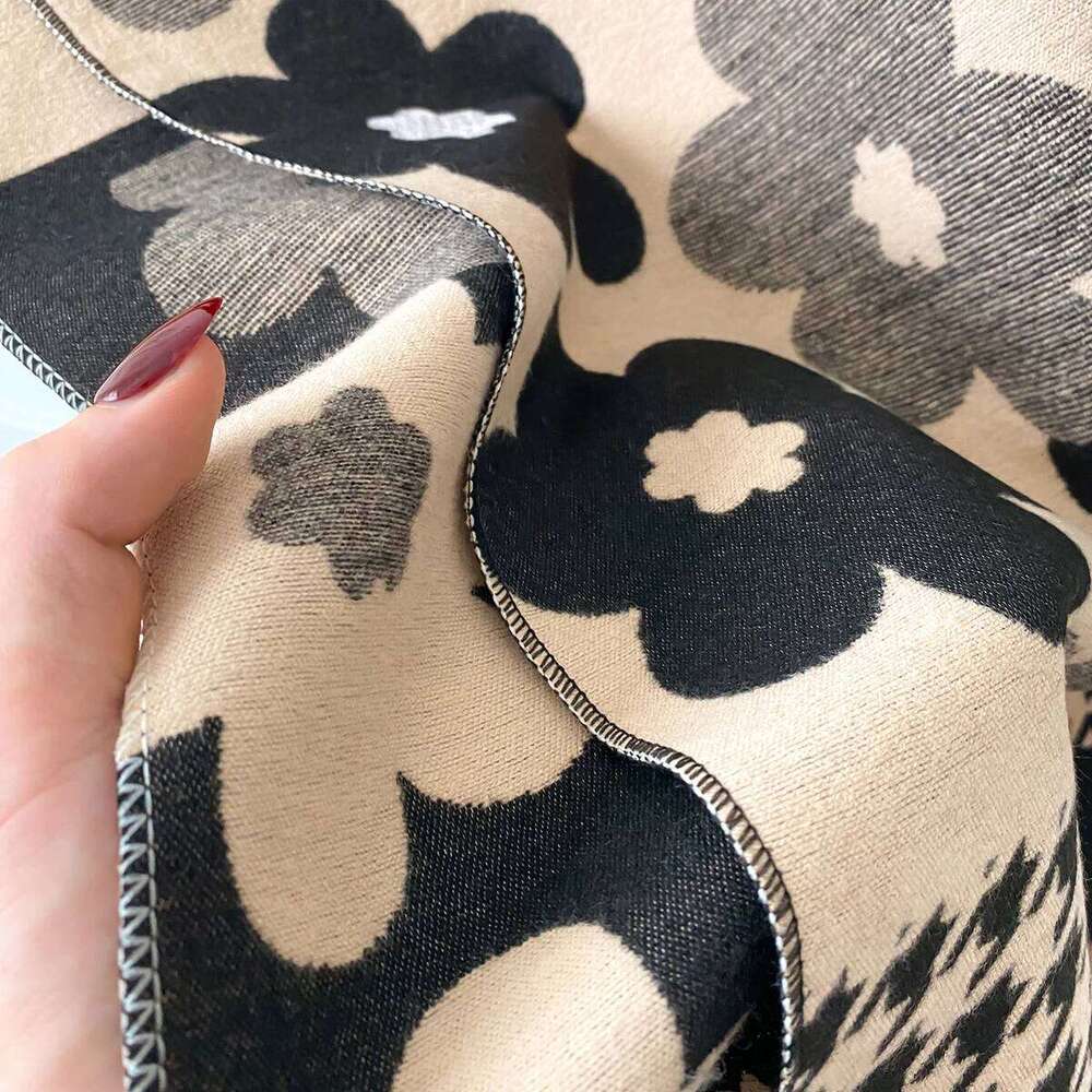 2025 New Elegant Ladies' Pashmina Jacquard Cashmere Winter Thick Warmth Two-Sided Shawl Coldproof Windproof Blanket Scarf XJ260304