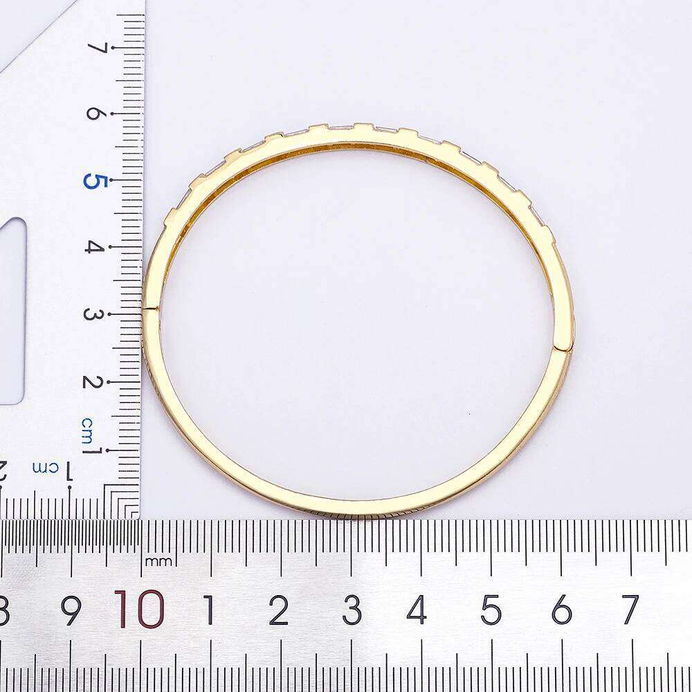 Nidin Fashion Creative Design Shiny Zircon Bangles for Woman Hot Sale Cuff Bracelet Wristband Luxury Brand Jewelry Wedding Gift XJ260303