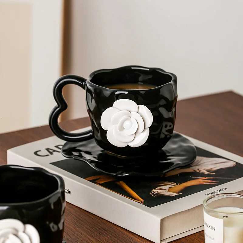 Handheld flower coffee cups and plates ceramic three-dimensional relief mugs flower cups high aesthetic value tea flower cupsT260304