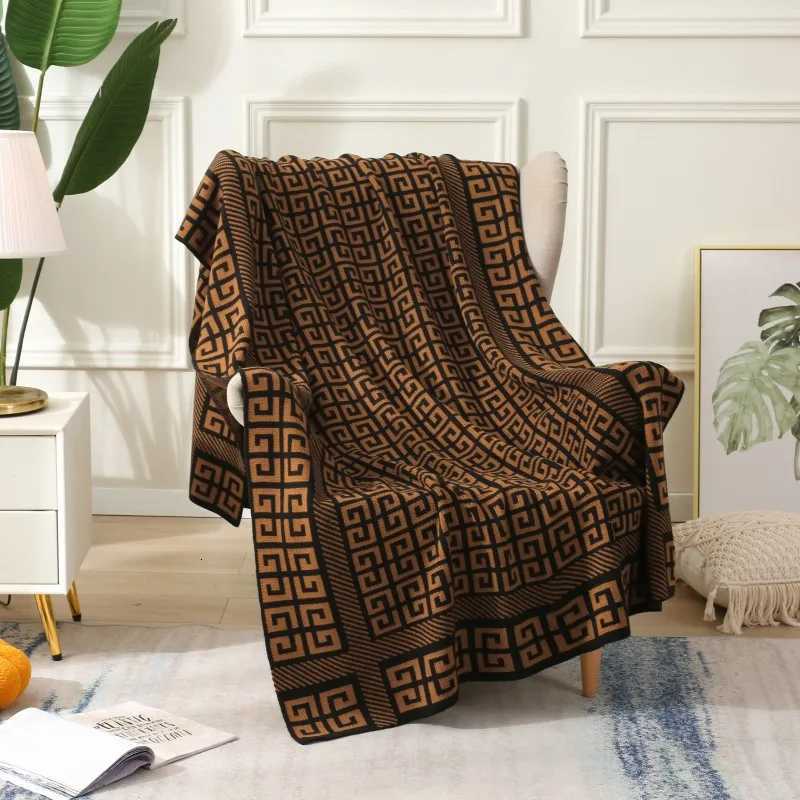 Luxury Nordic Knitted Blanket Minimalist Sofa & Bed Throw for Air ConditioningT260304