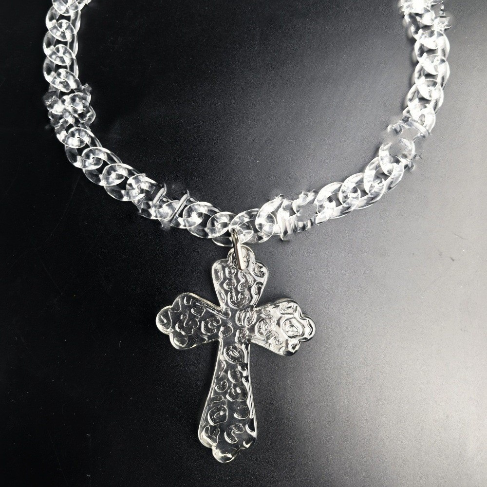 Iridescent Clear Big Jesus Christ Cross Acrylic Pendant Necklace for Women Men HipHop Barbed Wire Chain Necklace Jewelry Gift 251222