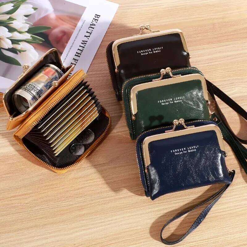 New Women's Wrist Strap Short Wax Oil Leather Zero Large Capacity Letter Multi Card Bag Wallet C260304