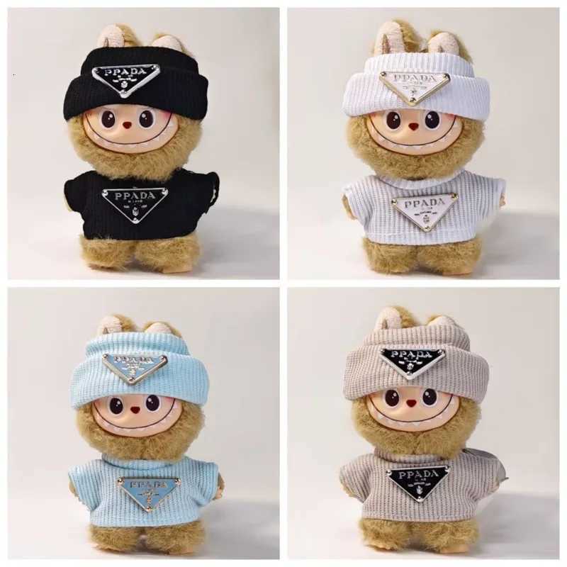 Red Triangle Badge Knit Set with Beanie & Sweatshirt for 10cm & 40cm V4 Labubu Dolls Festive Holiday GiftT260304