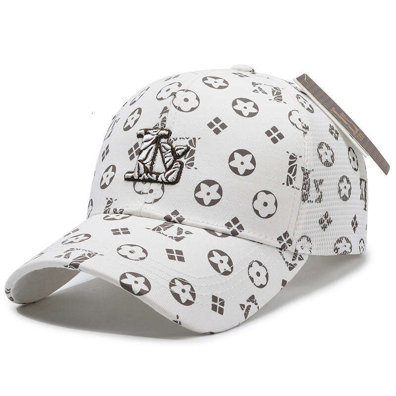 Letter shaped baseball cap Women's fashionable hair accessory For shopping and casual outings122 - view 7