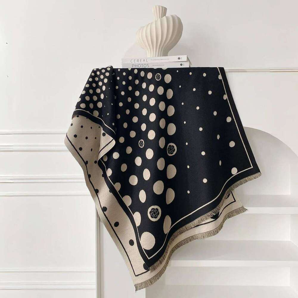 2025 Winter New Elegance Women Polka Dot Pattern Scarf Thick Pashmina Two-Sided Shawls Warm Foulard Female Blanket Wraps XJ260304