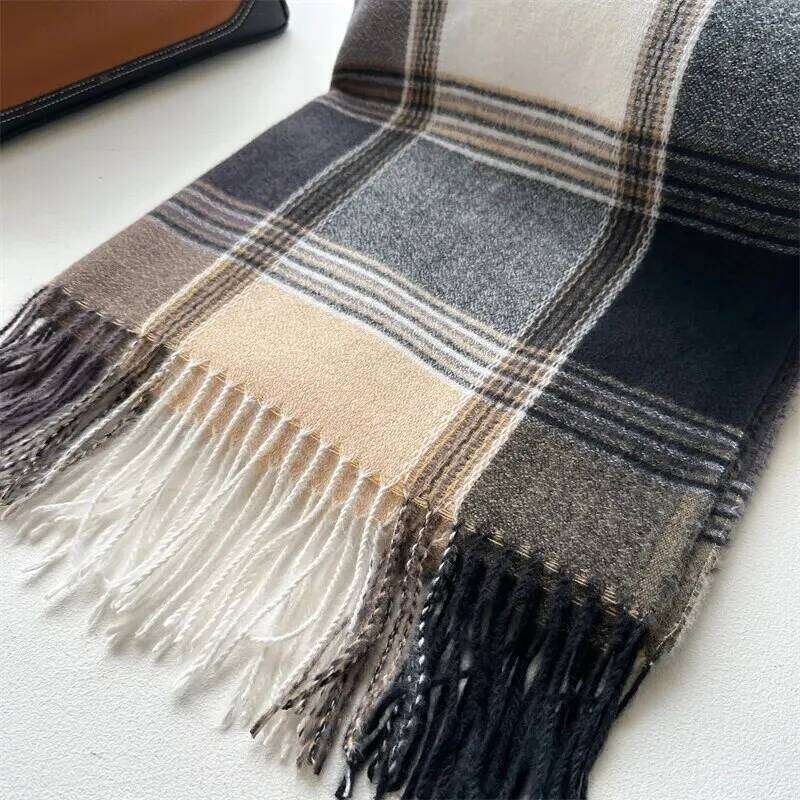 2023 Warm Plaid Cashmere Shawl Poncho Winter Scarf Luxury Print Blanket Pashmina Wraps Bufanda With Tassel Casual Stoled Echarpe XJ260304