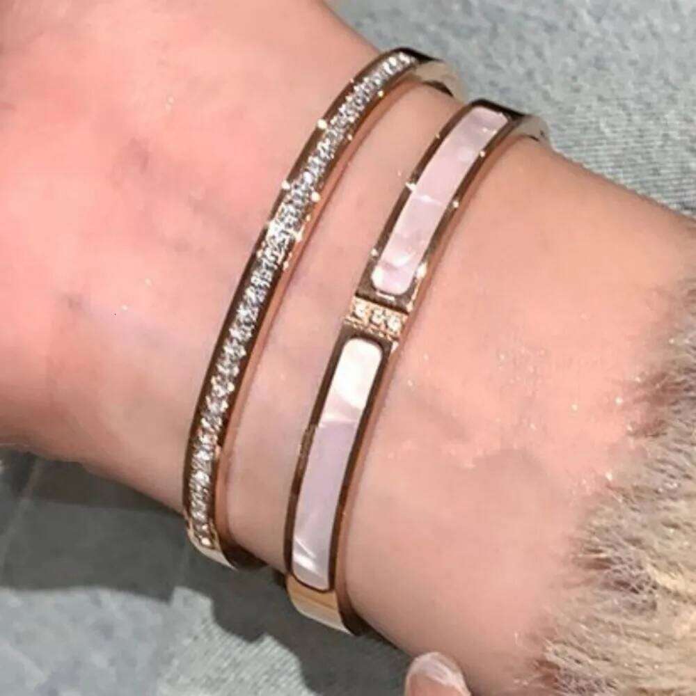 Classic Zircon Inlaid 2-Piece Bracelet Set for Women Elegant Fashion Party Jewelry Accessory XJ260303