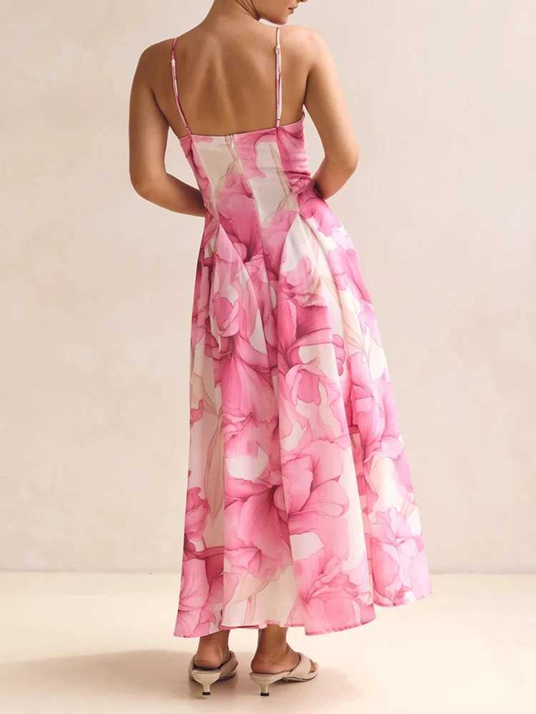 Small fresh sweet and stylish mid lengTH camisole dress wiTH digital and large display for spring new style dress M260304