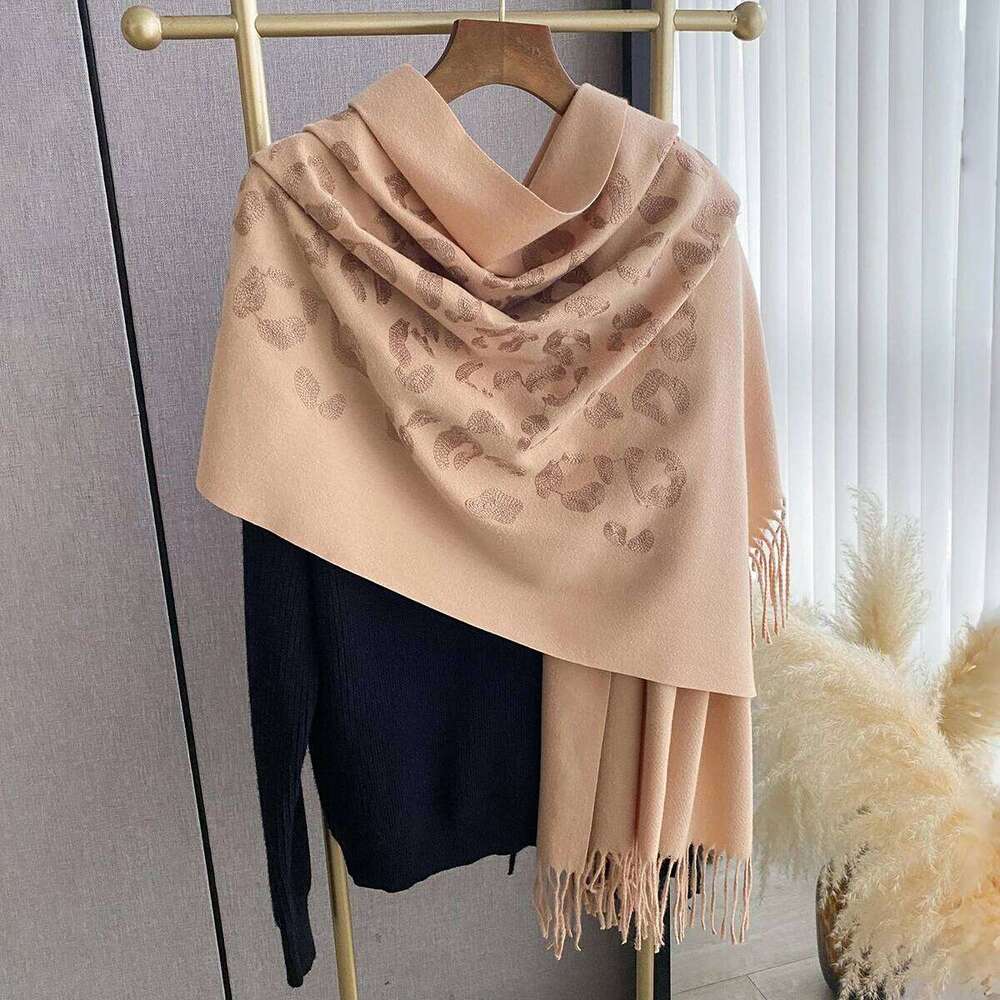 2025 Luxury Warm Poncho Cashmere Winter Women Scarves Embroidery Shawl Wraps Female Thick Pashmina Blanket Bufanda Echarpe Scarf XJ260304
