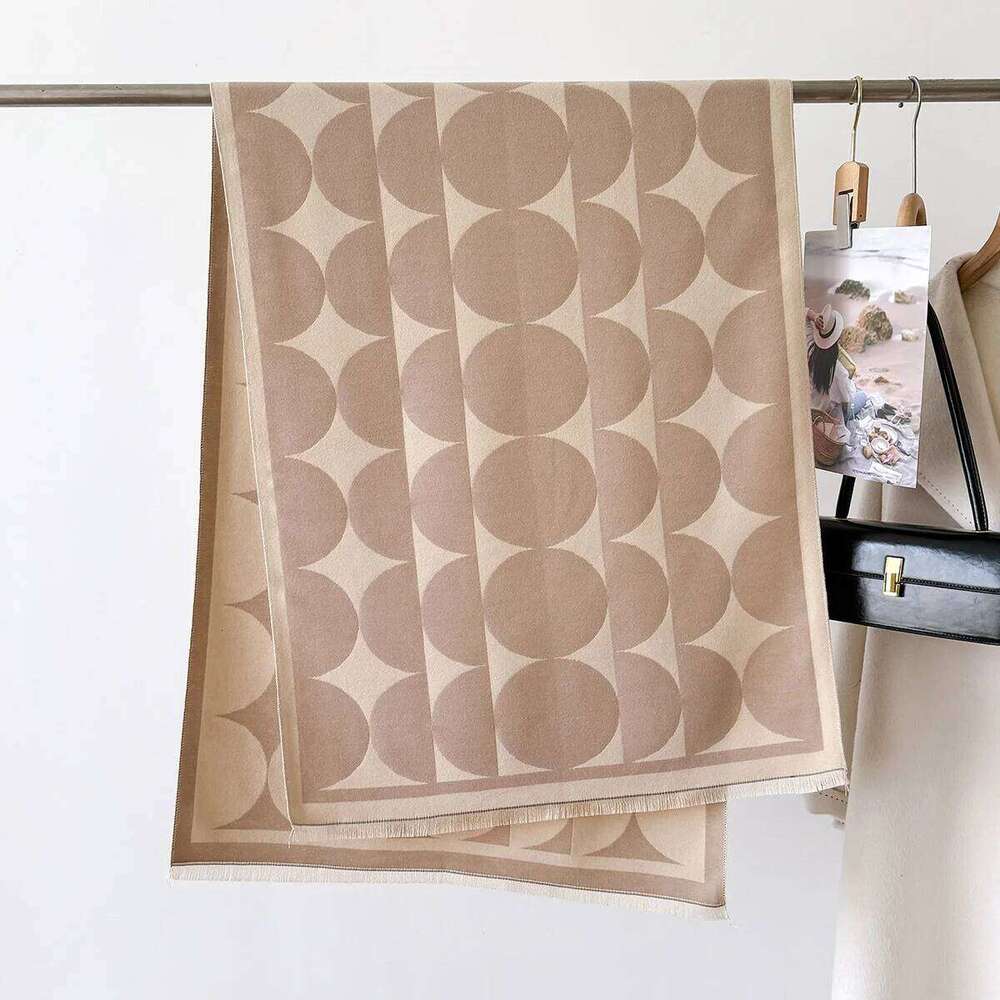 2025 New Luxury Dot Print Long Scarf for Women Warm Winter Cashmere Pashmina Scarves Shawls Female Thick Blanket Wraps Foulard XJ260304