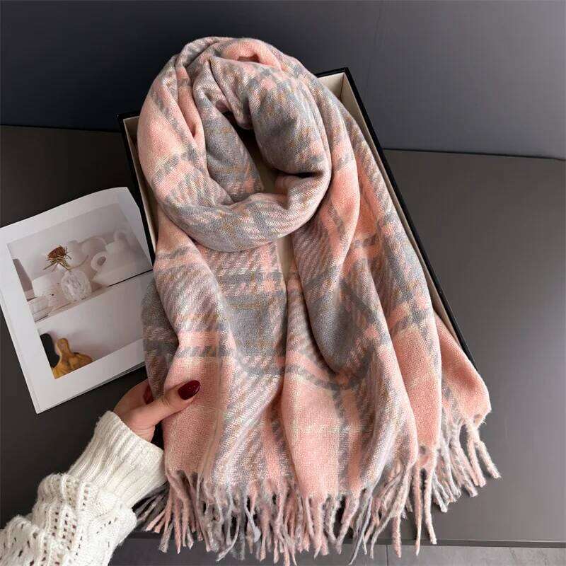 Winter Neck Warmer Scarf For Women Luxury Thickened Tassel Pashmina Shawl Faux Cashmere Warps Autumn Elegant Ladies Blanket XJ260304