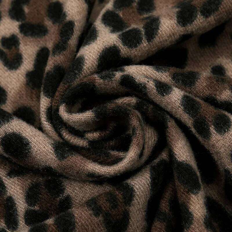 Leopard Printed Cashmere Shawl Scarf For Womman Warm Tassel Shawls Fashion Long Thicken Pashmina Scarves Female Wraps XJ260304