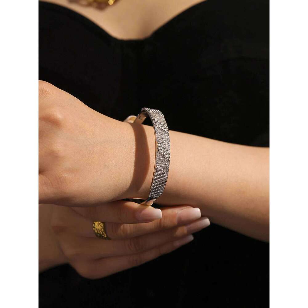 Ferris Wheel Geometric Texture Zircon Inlaid Women's Bangle Stainless Steel Bracelet Waterproof Banquet Luxury Jewelry XJ260303