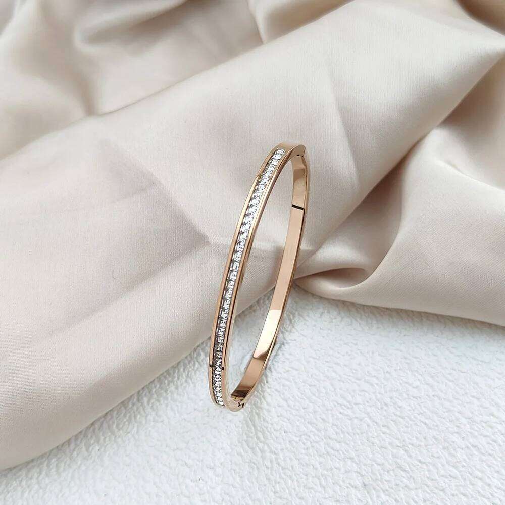 Fashionable New Stainless Steel Bracelet Jewelry for Women Men Simple Rhinestone Gold Plated Girls Gift Hot Selling Free Shippin XJ260303