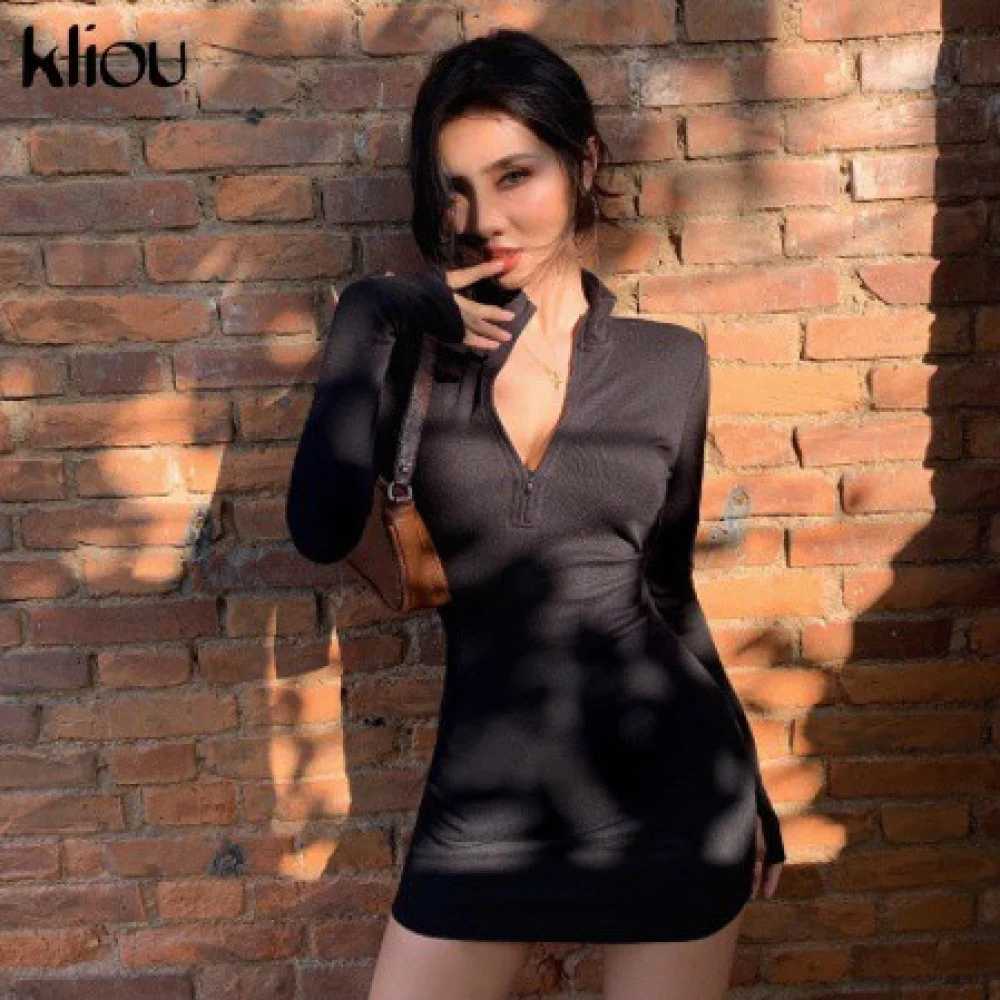 SylCue Casual Fashion Mini Dress Woman Zip Round Neck Full Sleeve Shape Waist Look Slimmer Street Simple Elegant Style Bodycon M260304