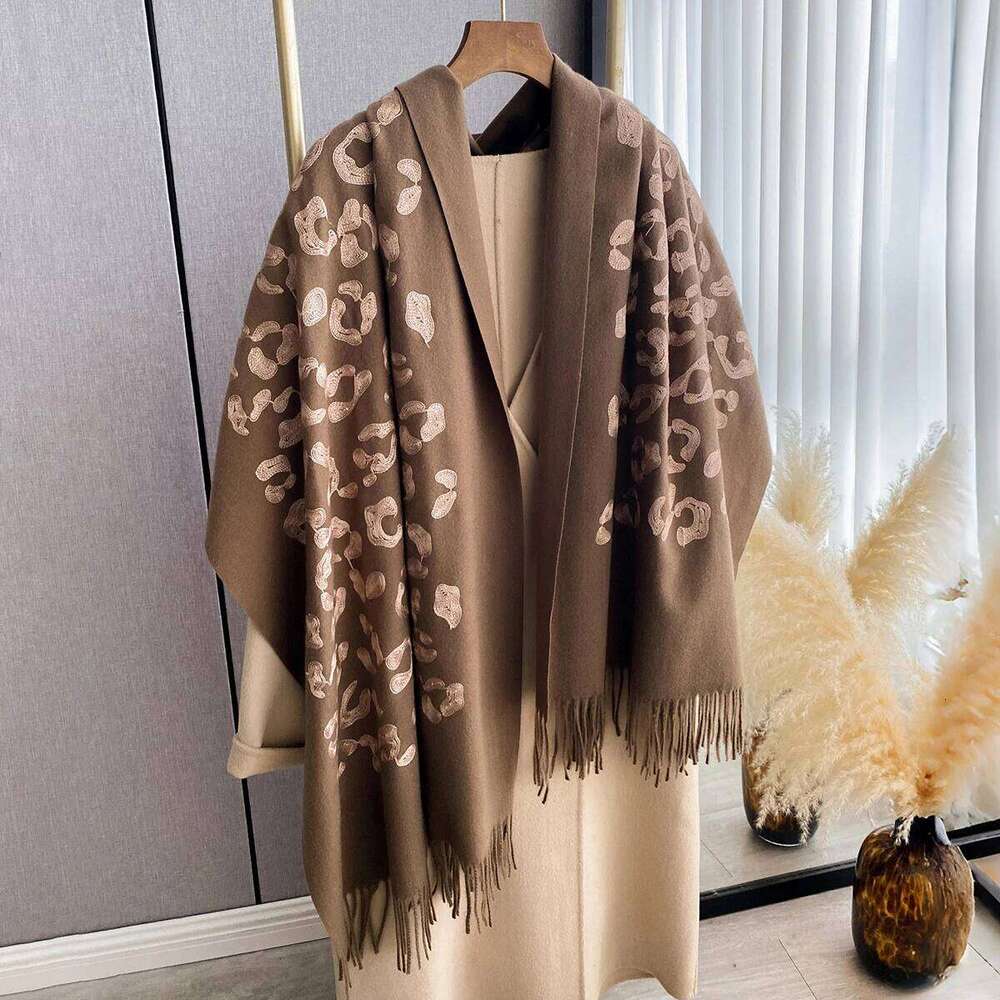 2025 Luxury Warm Poncho Cashmere Winter Women Scarves Embroidery Shawl Wraps Female Thick Pashmina Blanket Bufanda Echarpe Scarf XJ260304