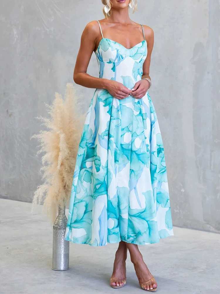 Small fresh sweet and stylish mid lengTH camisole dress wiTH digital and large display for spring new style dress M260304