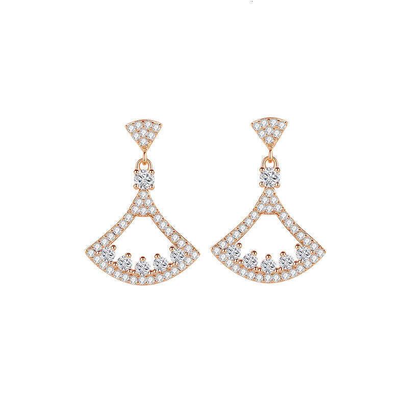 Fan-shaped Skirt Earrins Irls Fashionable And Liht Luxury Ins-style Eometric Zircon Earrins