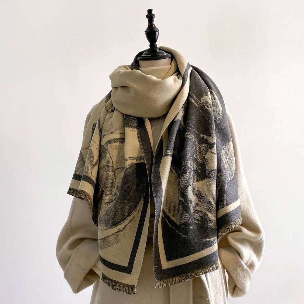 New Luxury Design Winter Two-Sided Cashmere Jacquard Scarves High Quality Women Thicken Wrap Shawl Ladies Brand Pashmina Scarf XJ260304