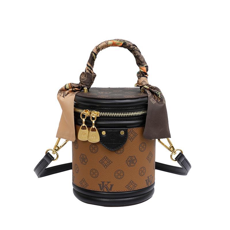 Free shipping designer bags for womens Shoulder bags brown black Old flower one shoulder versatile commuting crossbody bag