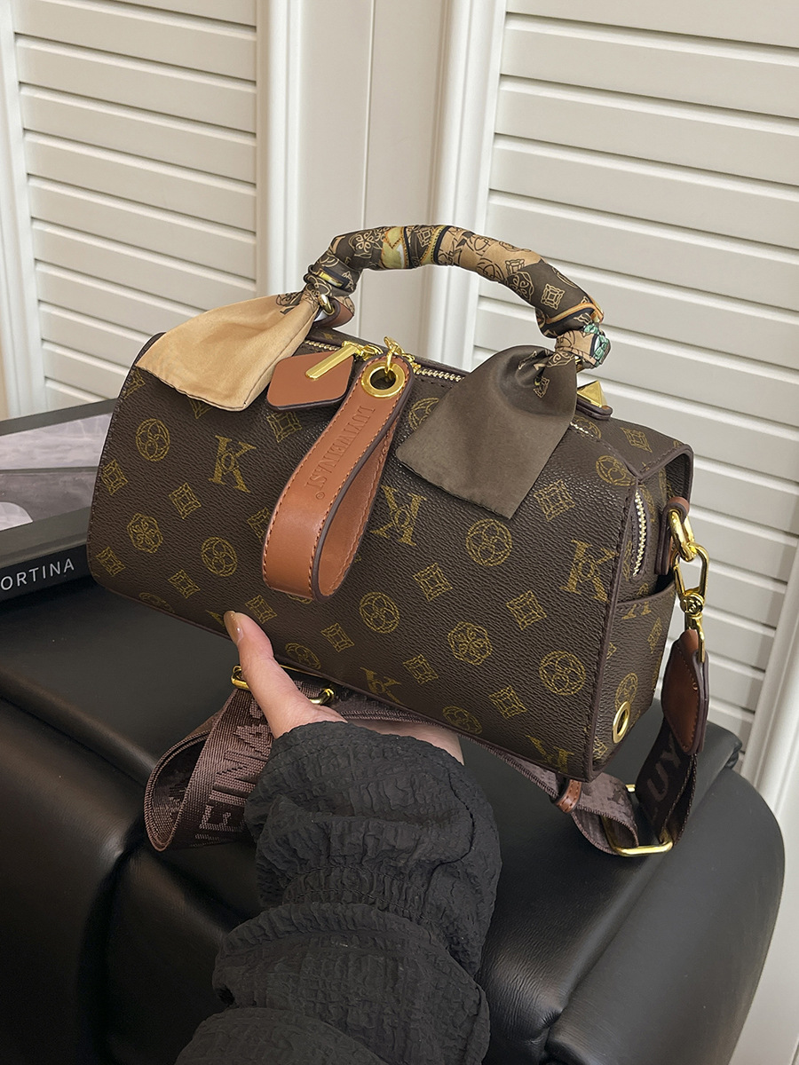 Free shipping designer bags for womens Shoulder bags grey brown Fashionable versatile vintage single shoulder versatile commuting crossbody bag