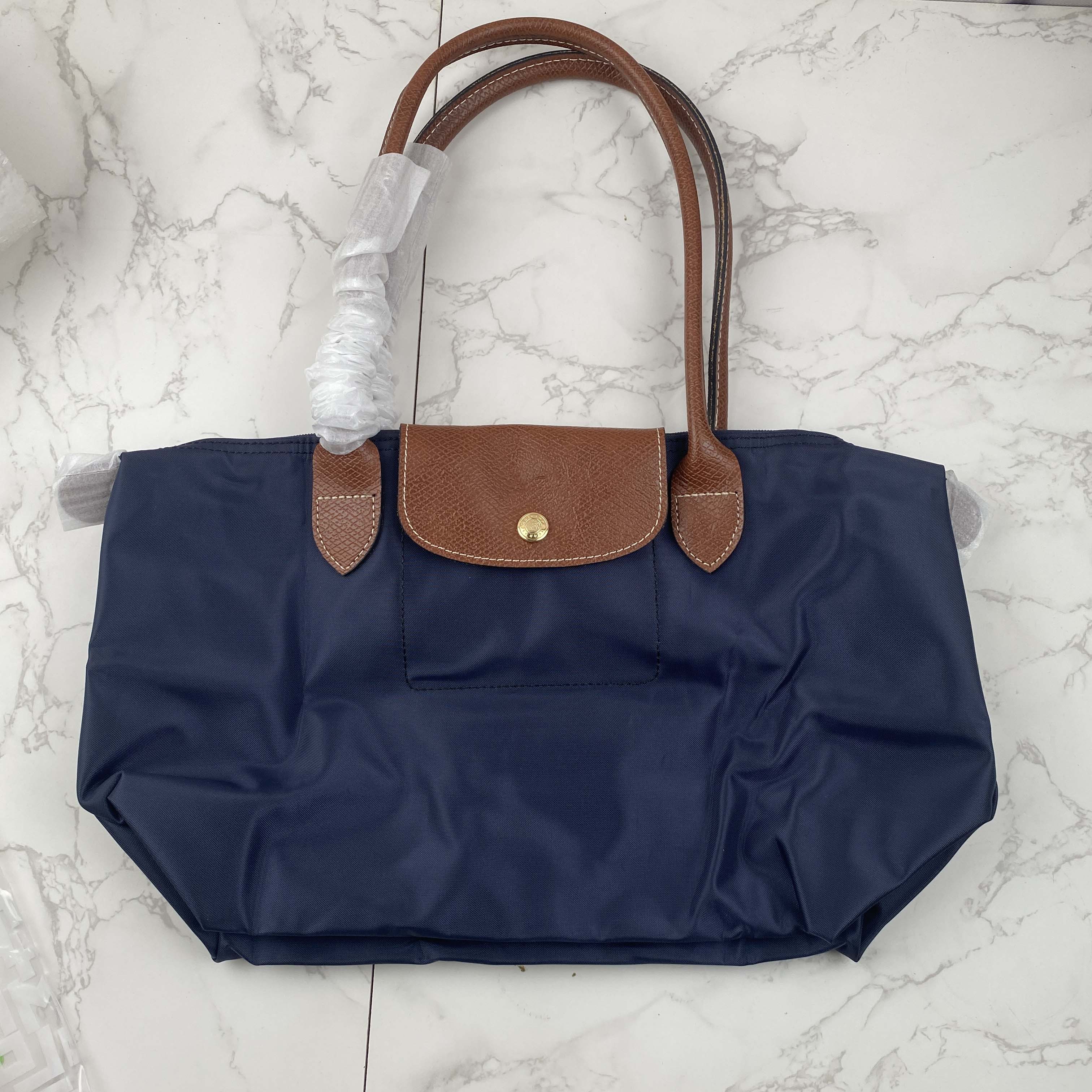 Premium Quality Designer Tote Bag Waterproof Beach Bag Women Nylon Shoulder Bag Classic Weekend Shopping Bag Canvas Bag Large Tote Bag68