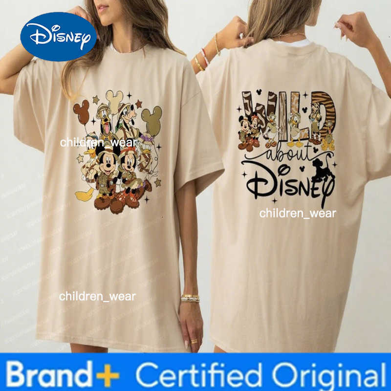 Disney Hot Sell Summer 2025 Tour Family T-Shirt Parent Child World Holiday T Couple Family Travel Parent Child Clothing H260304