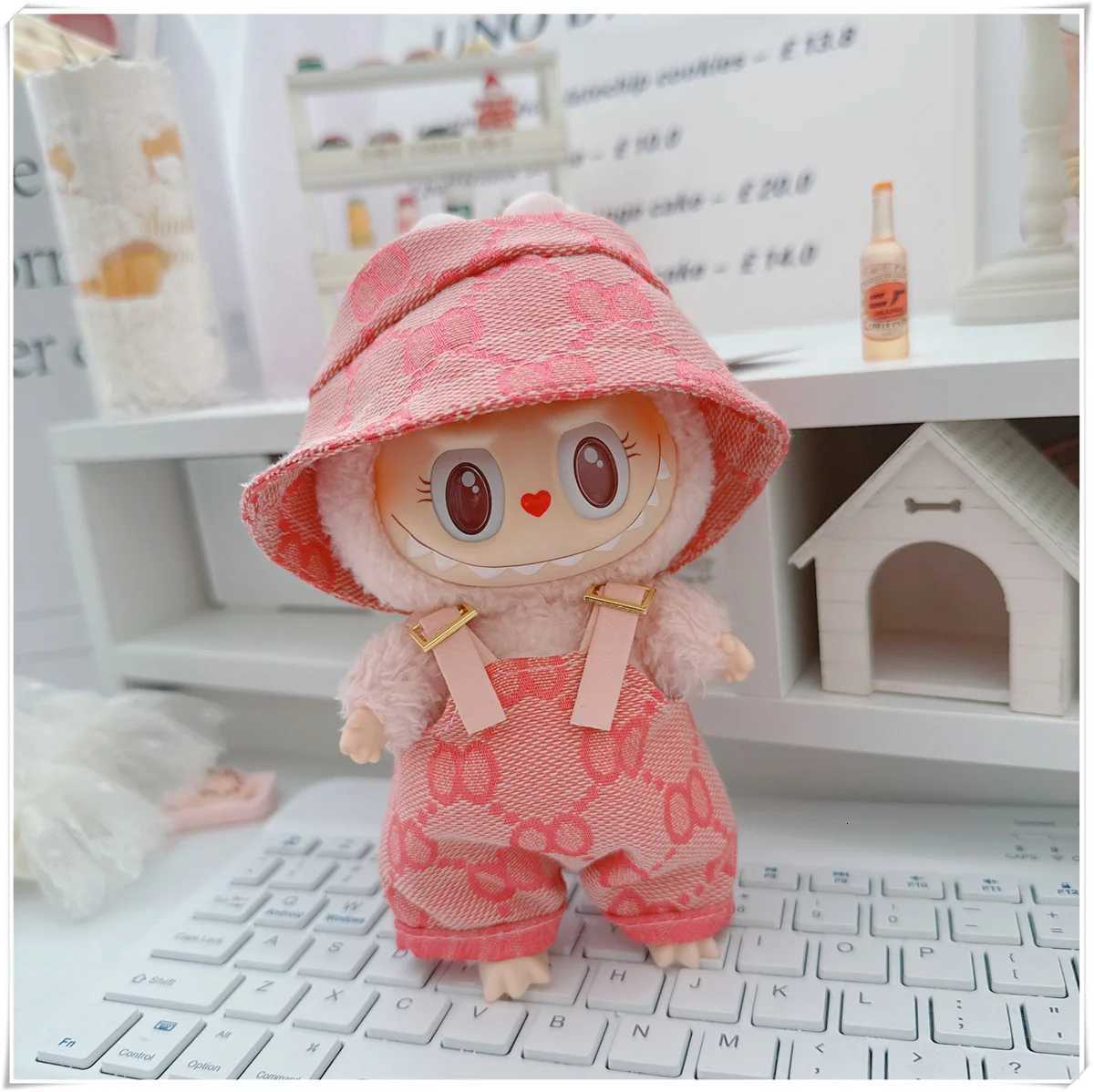 17cm Labubu Fashion Black Monogram Hat and Overalls Set, Doll Clothing for Party Game & DIY ToysT260304