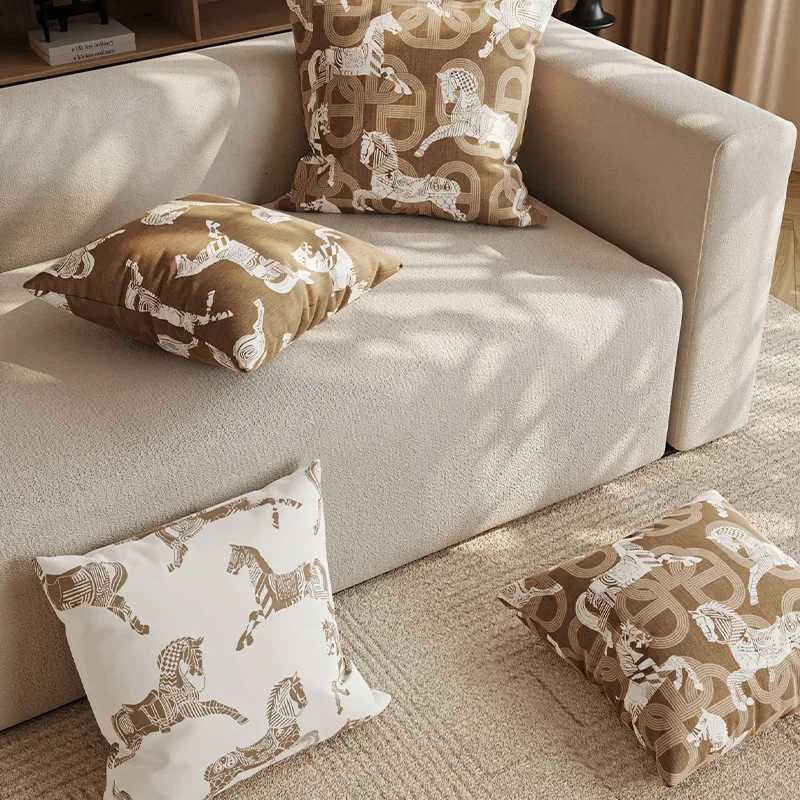 Vintage Horse Print Cushion Cover, French Velvet for Sofa BedroomT260304