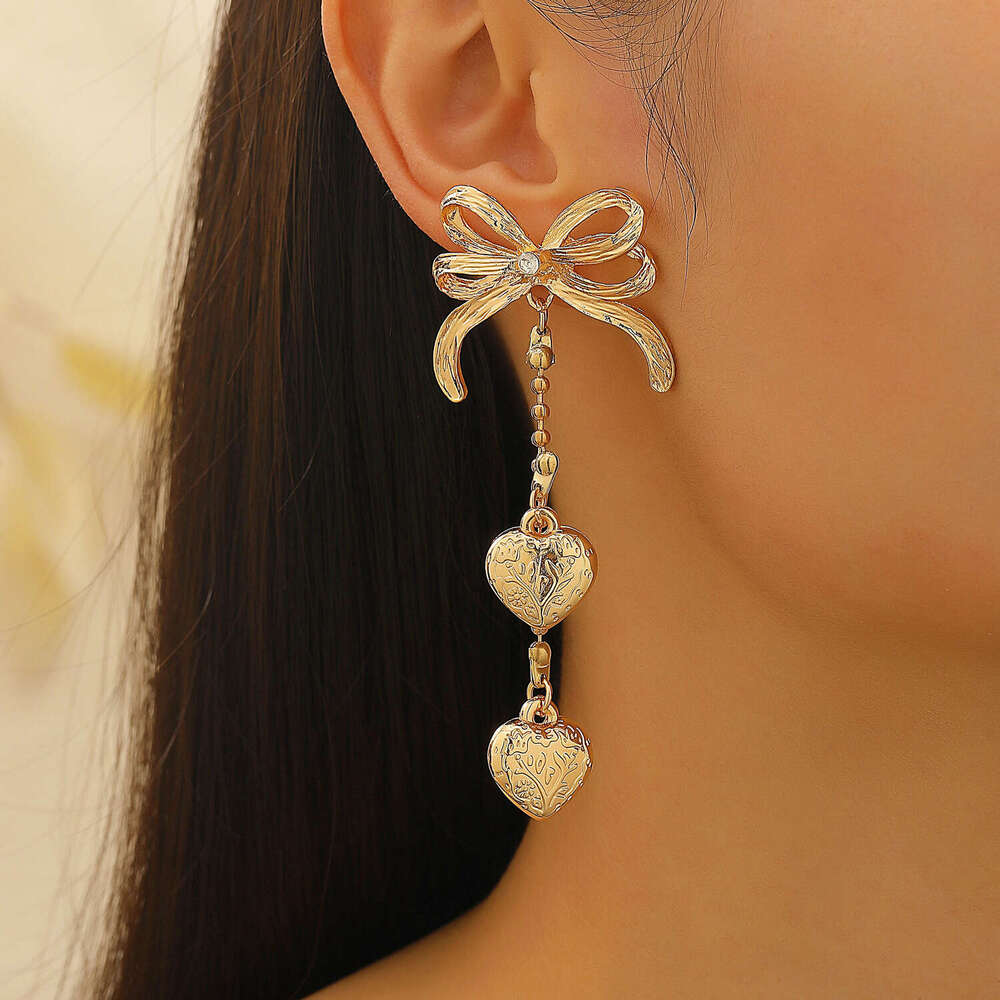 French-style Bow-shaped Stud Earrings With Dangling Fringes And Heart-shaped Pendant For Women