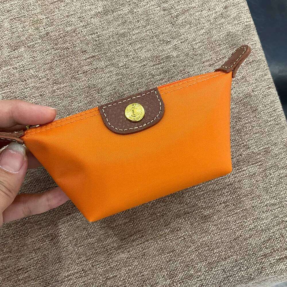 2025 Mini Exquisite Zero Wallet Lightweight and Fashionable Dumpling Bag Portable Nylon Fabric Lipstick Earphone Storage BagBa C260304