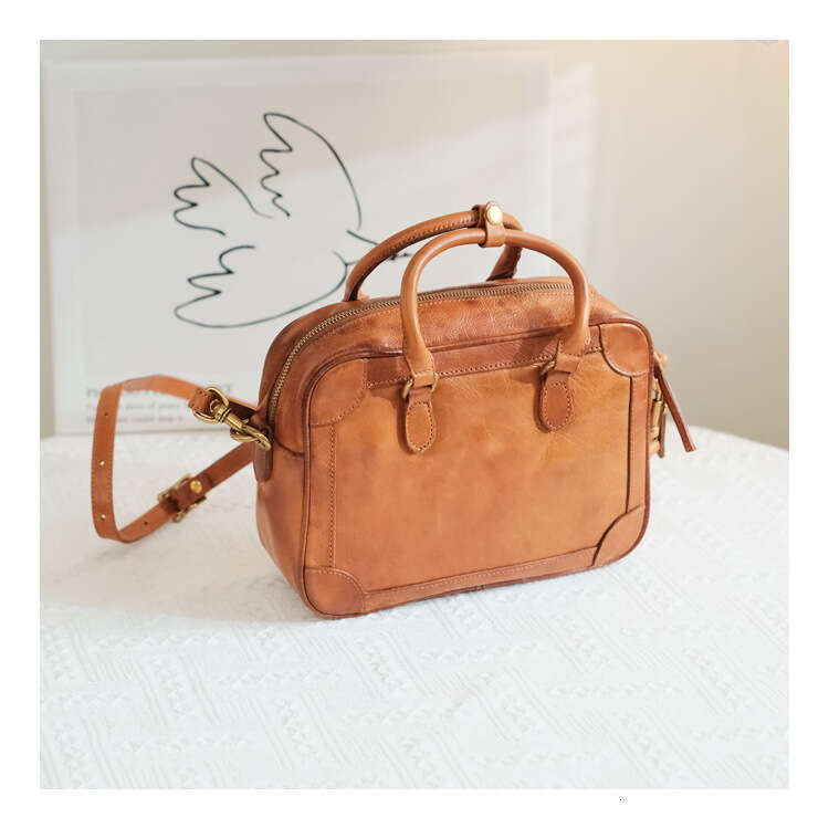 Luxury Shoulder Bags Totes Hobo High End Minimalist Crossbody Boston For Women Spring New Korean Style Vegetable Tanned Leather Fashion Handheld Singl