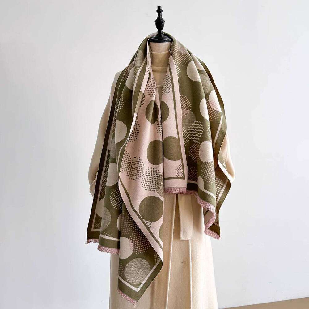 Fashion Women's Faux Cashmere Scarf Vintage Printed Tasseled Shawl Warm Wrap Elegant Accessory Perfect For Winter XJ260304
