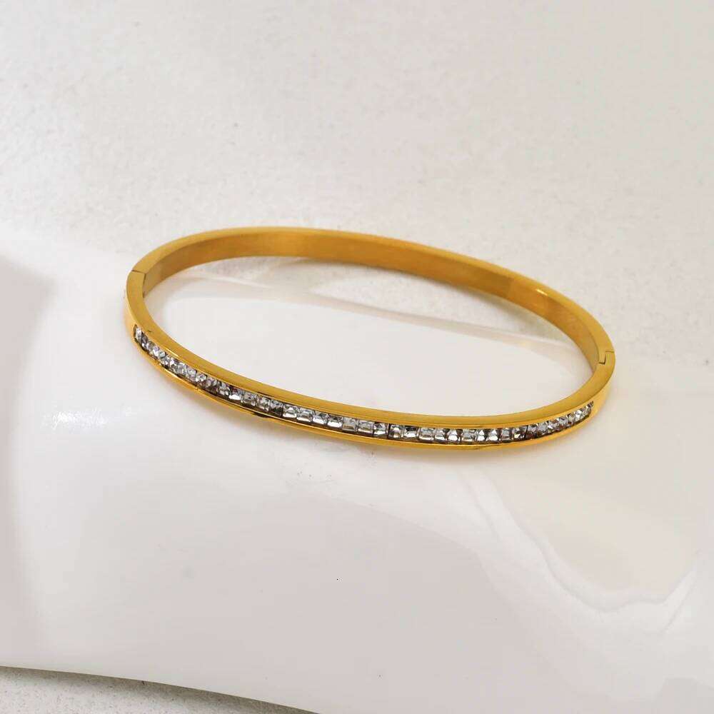 C03 stainless steel for girls, starry sky studded diamonds, exquisite ins style gold bracelet with full diamonds XJ260303