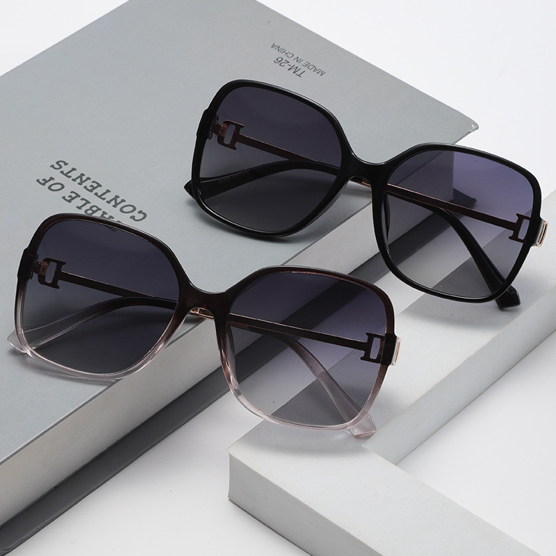 2026 New Trendy Square Frame Sunglasses, Internet Celebrity Sunglasses Women, High-End, Face-Slimming, Polarized for Driving, Men's Style