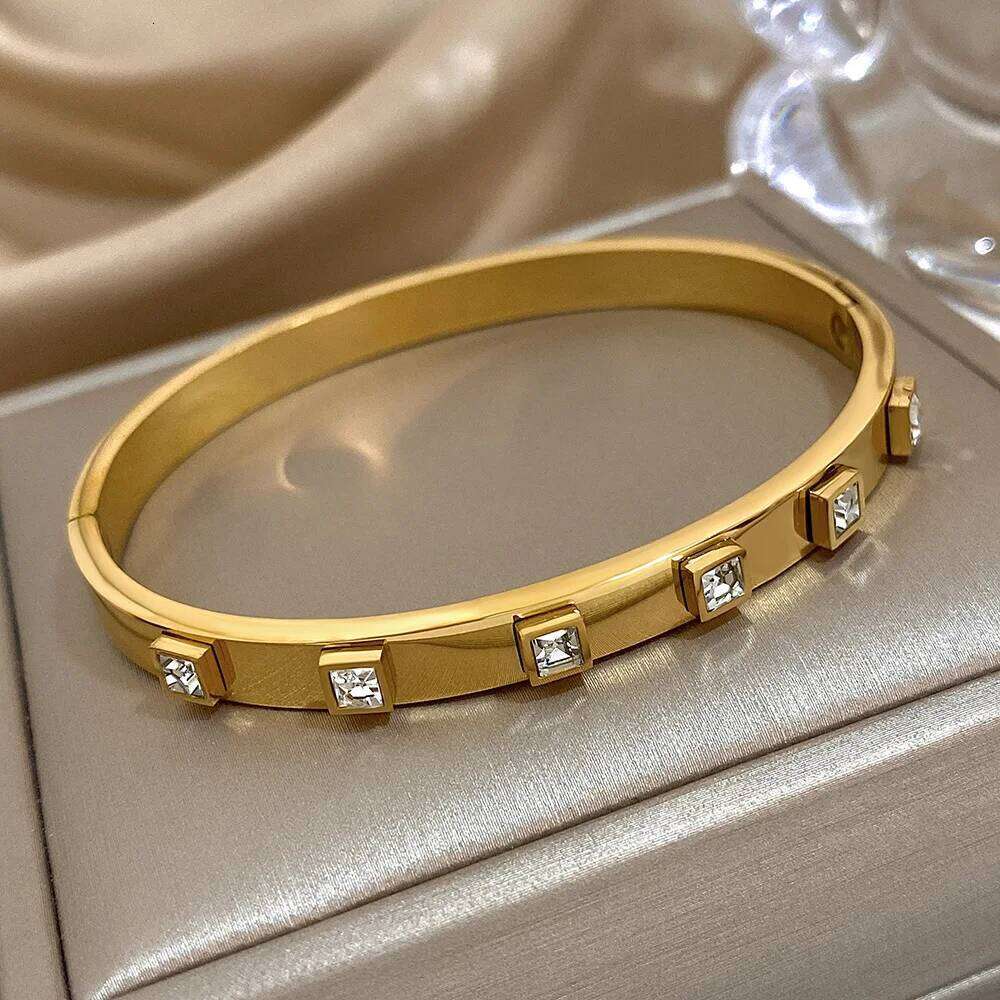 Fashion Square Zircon Cuff Bracelets Bangles for Women Glossy Smooth Gold Plated Stainless Steel Stackable Wristband Jewelry XJ260303