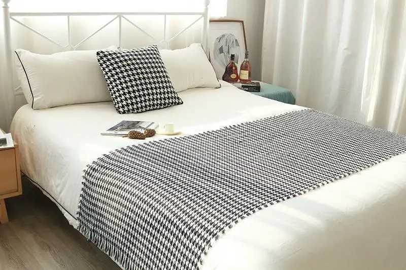 Classic Black White Checkered Throw Blanket Knitted Tassel Sofa DecorT260304