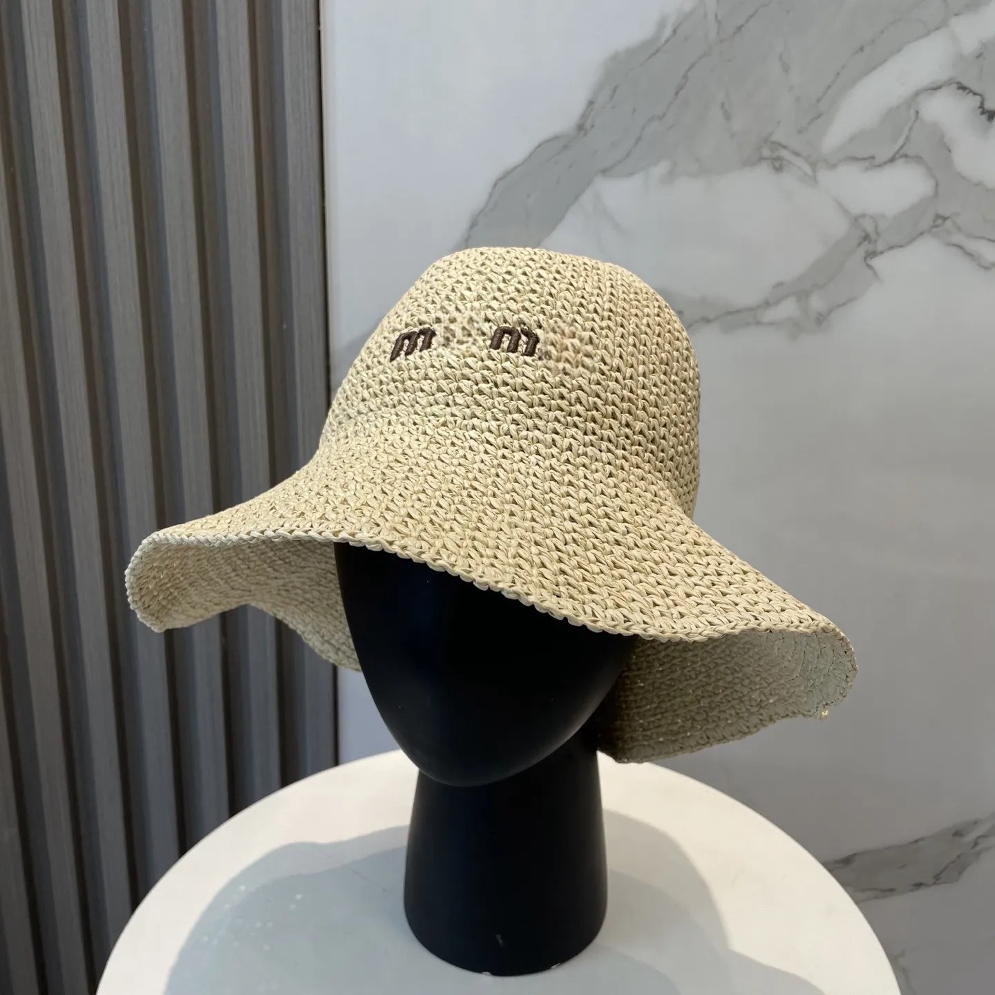 designer bucket hat wide brim sun hat beach hat straw hat weave hats designers women designer hat for women prevent sun protection holiday hats simple stylish hats