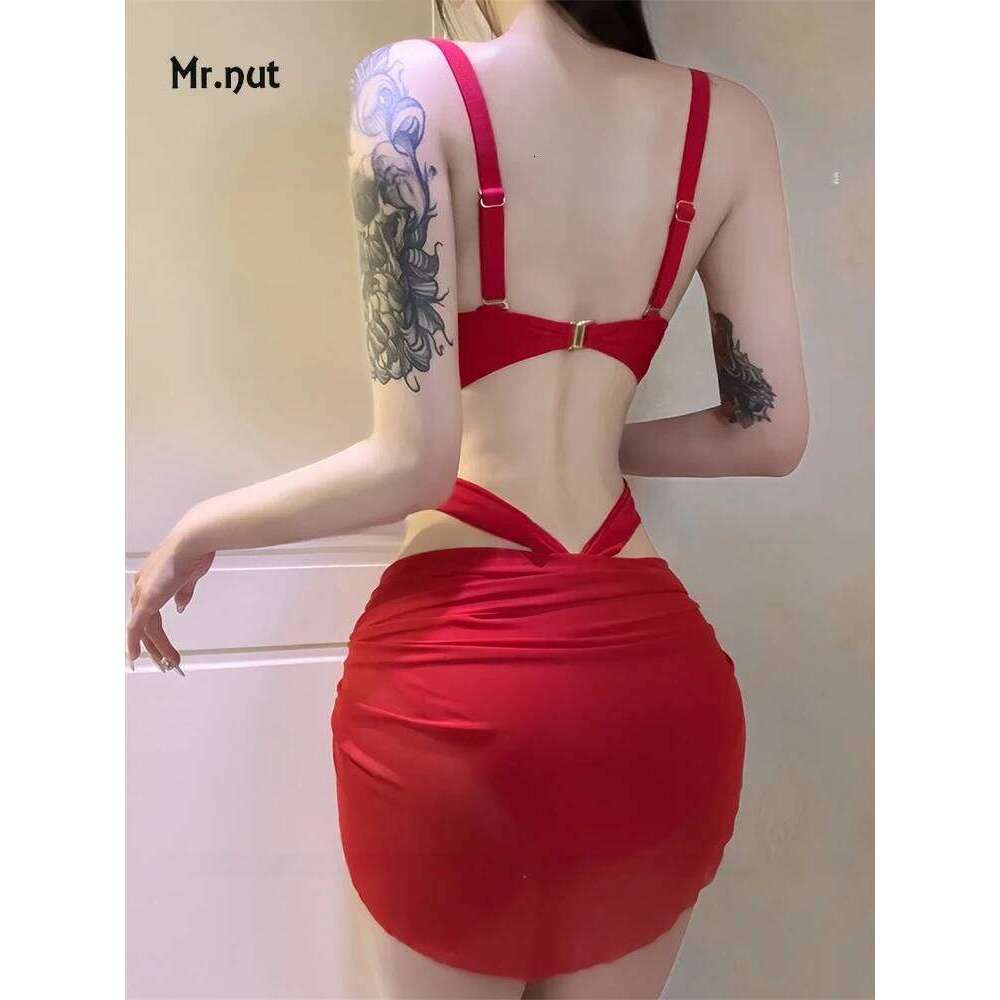 Mr. Nut 2025 Pure Desire Style One Piece for Women Red Small Chest Gathered To Show Off Thinness Spicy Girl Swimsuit Y260303