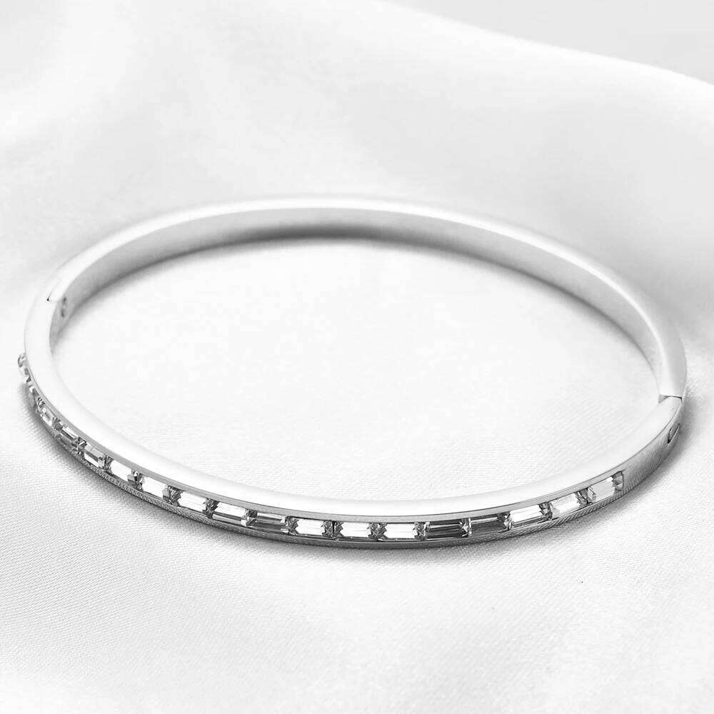 Fashion 4mm Open Stainless Steel Bracelet for Women Simple Luxury Zircon Bracelets Trendy Jewelry Girl Gifts Waterproof XJ260303